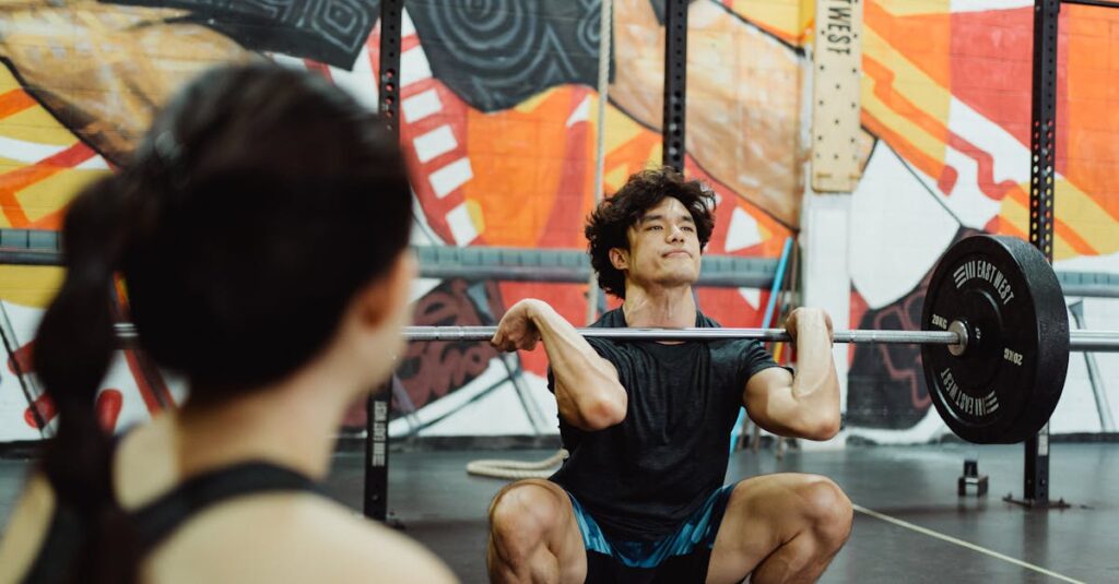 Squat sumo pour entraîner les jambes, quadriceps, ischio et adducteurs